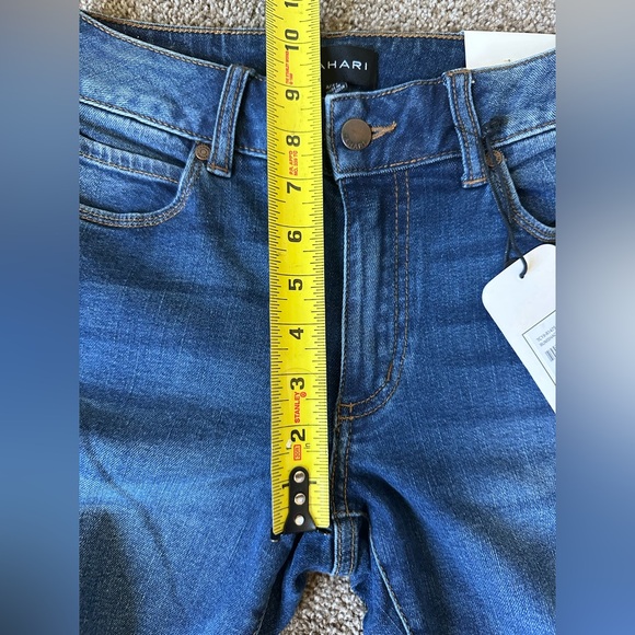 NWT Tahari Kelly Skinny Jeans Dark Wash Size 4/27 Classic Stretch Denim - Picture 5 of 9